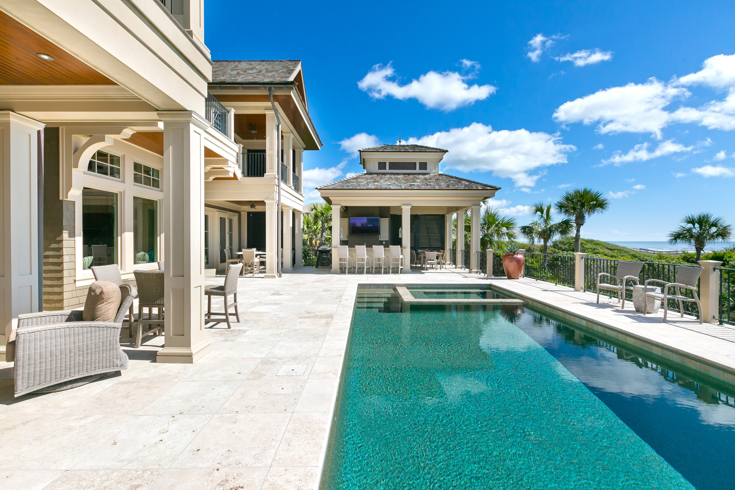 How To Choose a Custom Pool Size That Suits Your Lifestyle