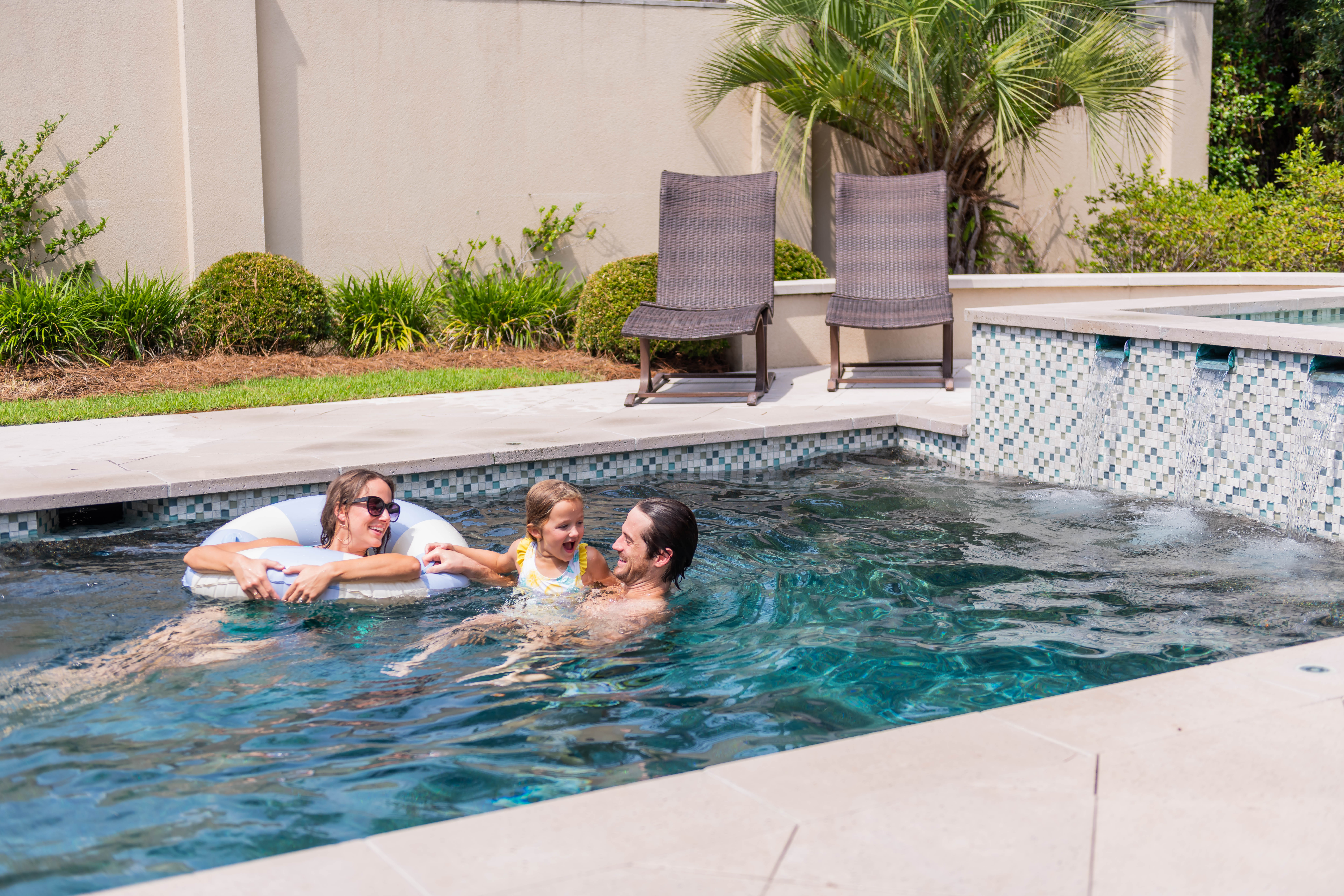 Tips for Teaching Your Child to Swim