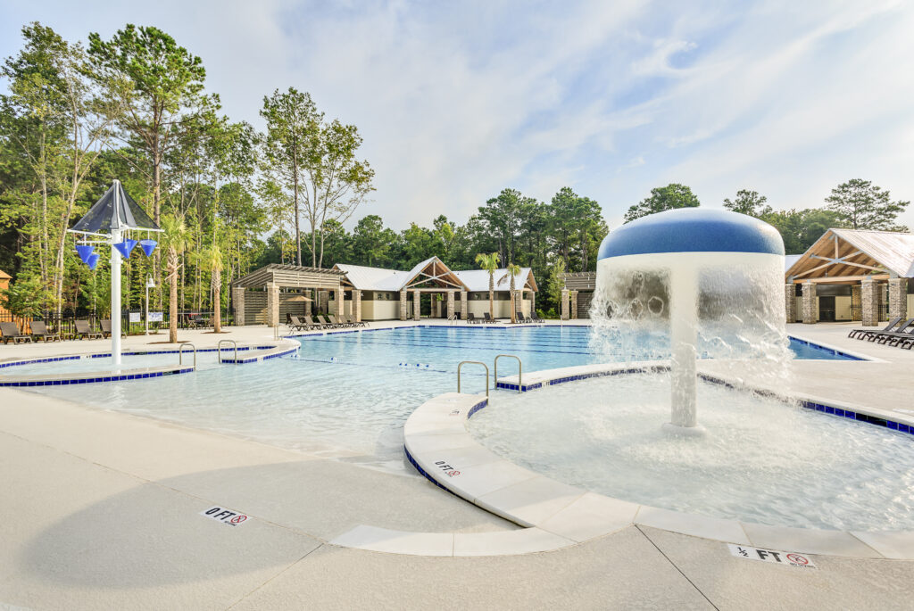 Commercial pool with water feature