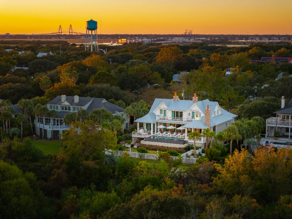 Best Pool Builders in Savannah, GA: Your Guide to Custom Pool Construction