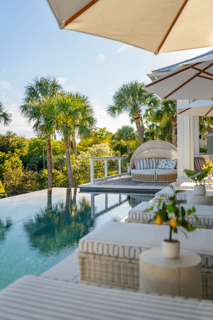 Top Luxury Pool Builders in Kiawah Island: What to Expect from the Design Process