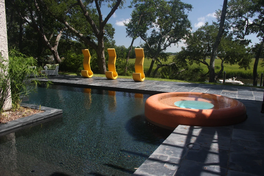 How to Choose the Right Pool Size for Your Property